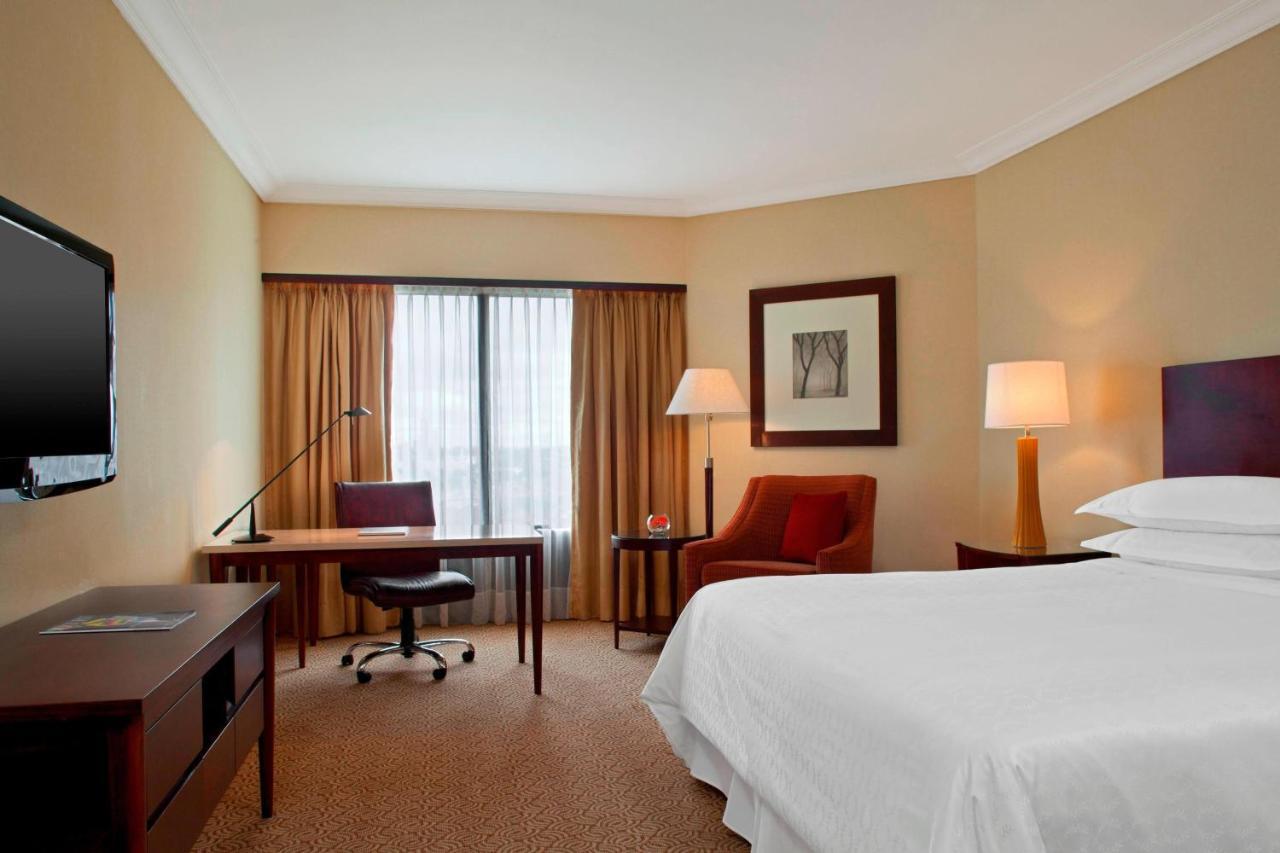 Sheraton Hotel&convention Center Hotel 5*